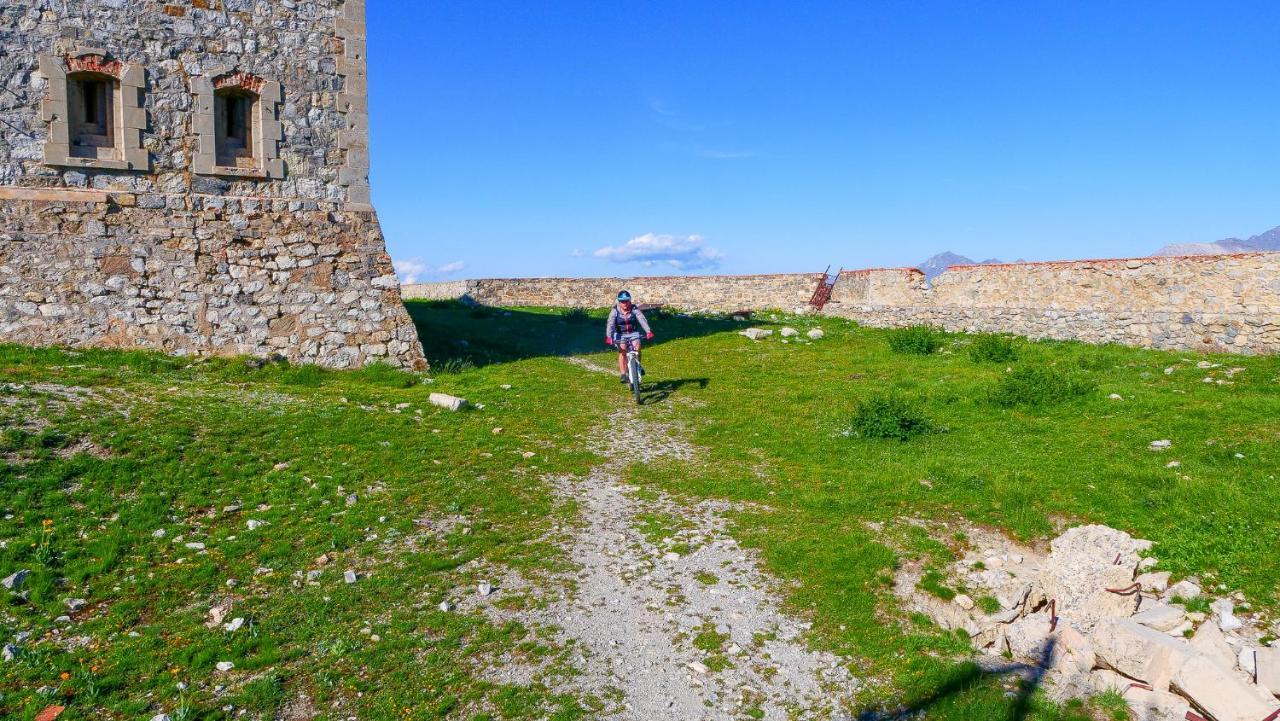 L'Etesy, Pied Des Pistes Et Spa Montgenèvre Εξωτερικό φωτογραφία